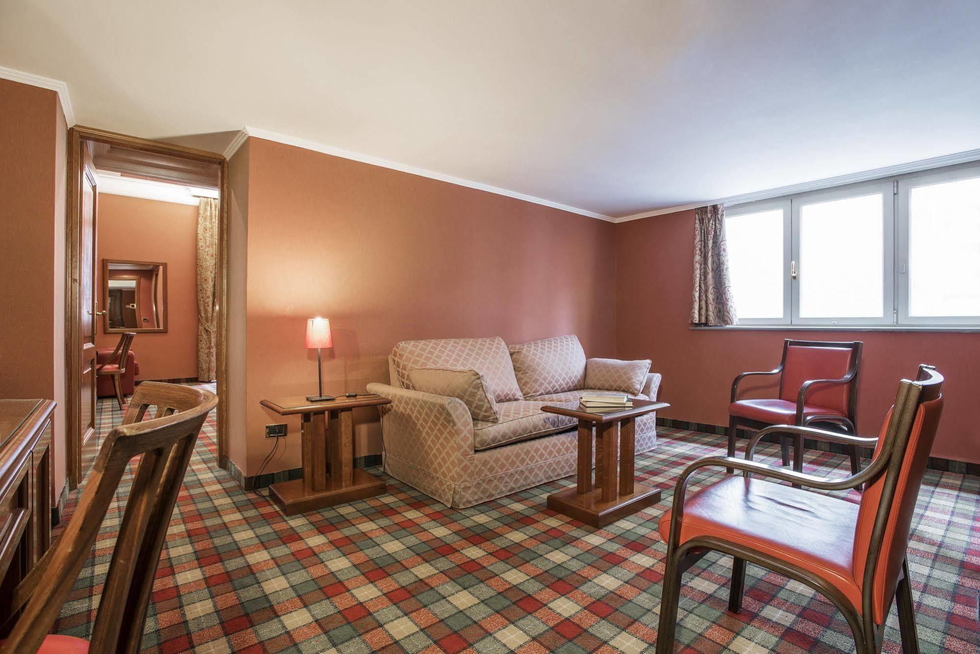Hotel Rex Róma Kültér fotó
